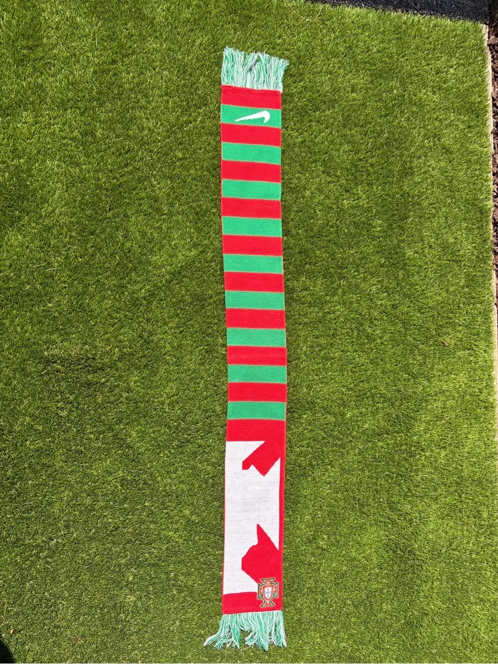 Official Nike Portugal National Team Football Scarf Red and Green Striped 58